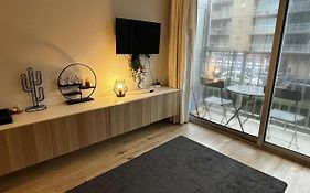 Studio, A Proximite Du Centre Et De La Mer